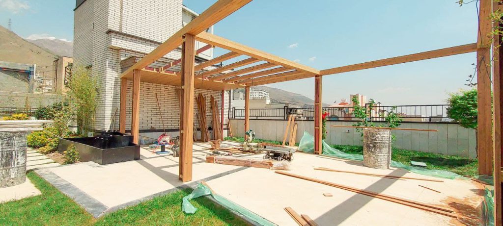 مهندس محرابی – نیاوران | پرگولا دریچه ای به آسمان
