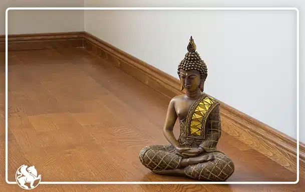 قرنیز و پارکت چوبی