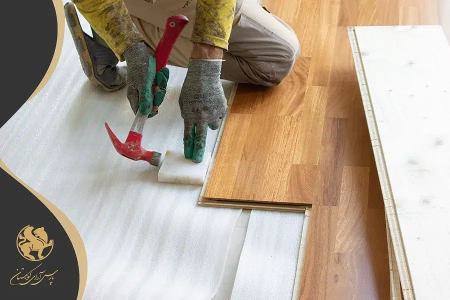 چکش در نصب پارکت چوبی