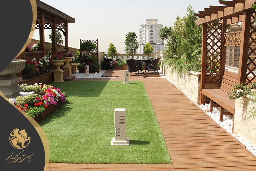 چمن مصنوعی و ترموود برای روف گاردن